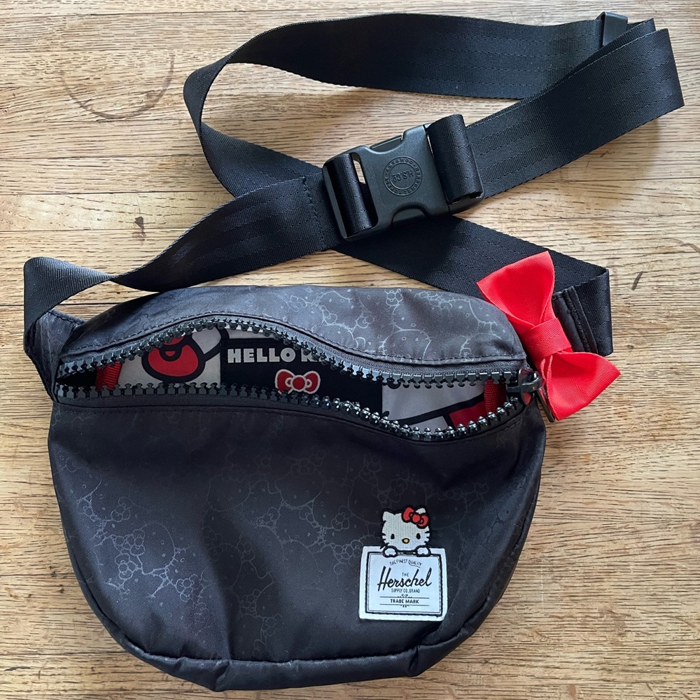 Herschel Hello Kitty Black Fanny Pack